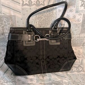 COACH Black Jacquard Signature Belted Shoulder Bag No. E06J-10247